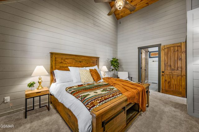 3930 Claude Shields Way, Sevierville, TN 37876