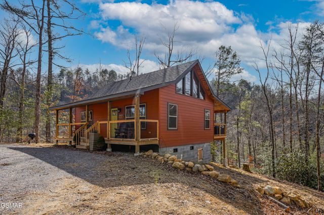 3930 Claude Shields Way, Sevierville, TN 37876