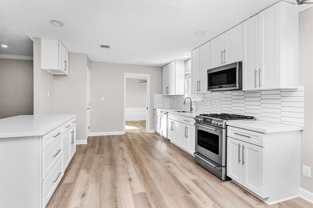 9723 Moorberry Lane, Houston, TX 77080