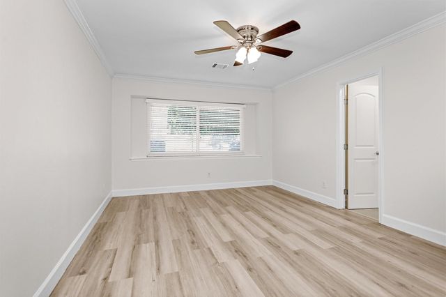 9723 Moorberry Lane, Houston, TX 77080