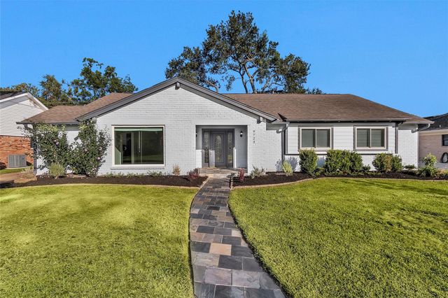 9723 Moorberry Lane, Houston, TX 77080