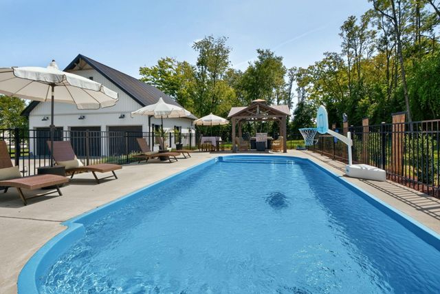 255 Danville Loop 1 Road, Nicholasville, KY 40356
