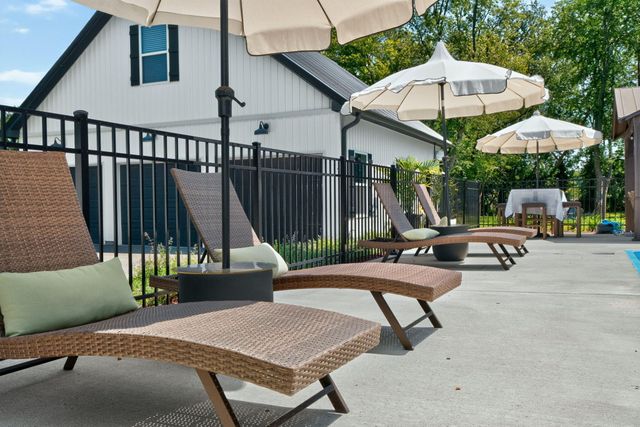 255 Danville Loop 1 Road, Nicholasville, KY 40356