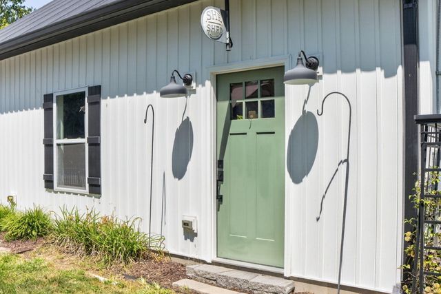 255 Danville Loop 1 Road, Nicholasville, KY 40356