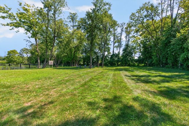 255 Danville Loop 1 Road, Nicholasville, KY 40356