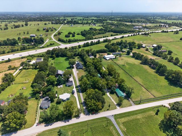 255 Danville Loop 1 Road, Nicholasville, KY 40356