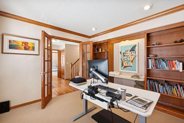 4290 Ithaca Lane N, Plymouth, MN 55446