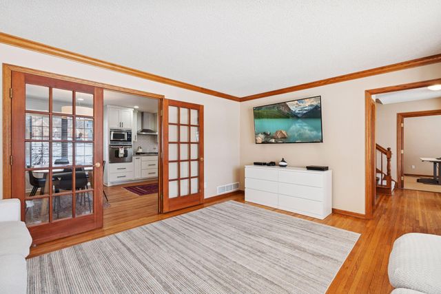 4290 Ithaca Lane N, Plymouth, MN 55446