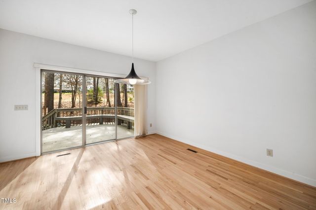 737 Pinehurst Drive, Chapel Hill, NC 27517