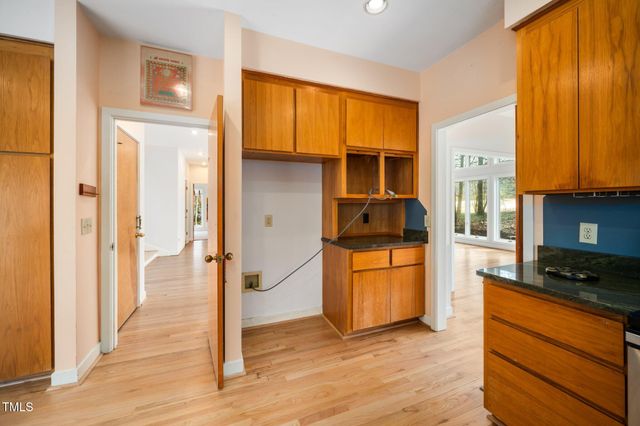 737 Pinehurst Drive, Chapel Hill, NC 27517