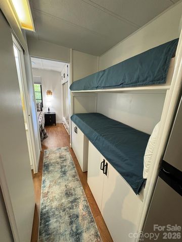 232 Trillium Road, Newland, NC 28657