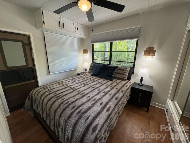 232 Trillium Road, Newland, NC 28657