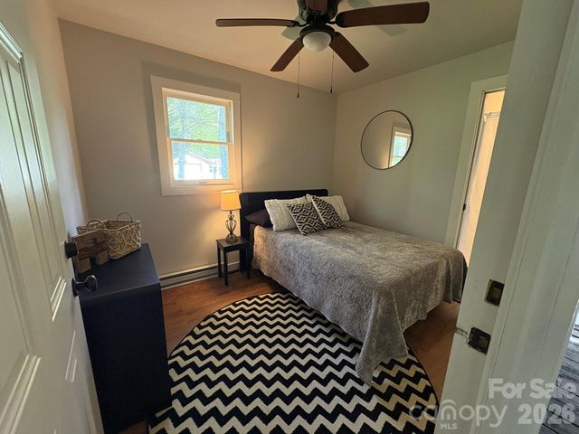 232 Trillium Road, Newland, NC 28657