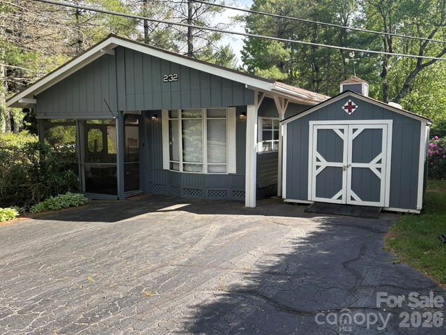 232 Trillium Road, Newland, NC 28657