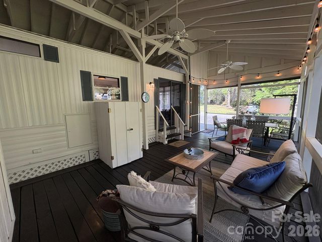 232 Trillium Road, Newland, NC 28657