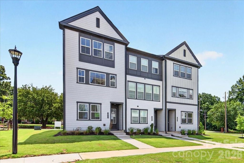 3013 Circles End, Charlotte, NC 28226