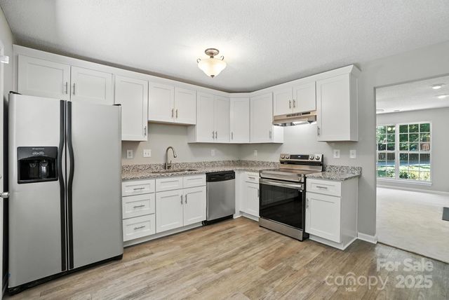 14658 Laura Michelle Road, Huntersville, NC 28078