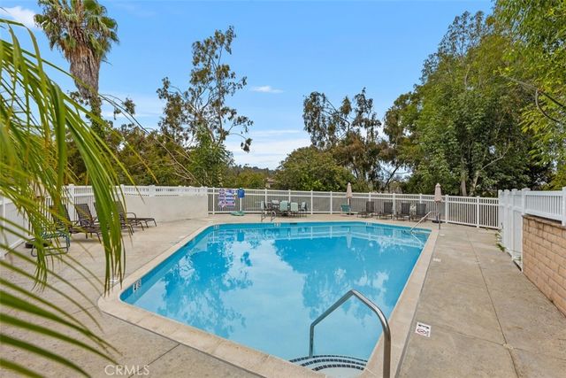 23821 Hillhurst Dr 4, Laguna Niguel, CA 92677