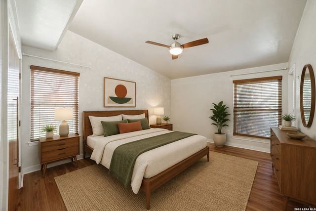 206 Jay Drive, Devine, TX 78016