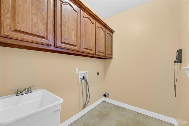3218 Lerma Drive, Edinburg, TX 78539