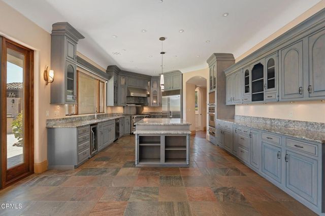 10948 Alto Court, Oak View, CA 93022