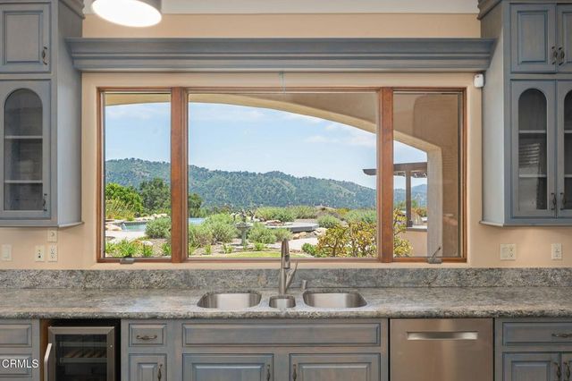 10948 Alto Court, Oak View, CA 93022