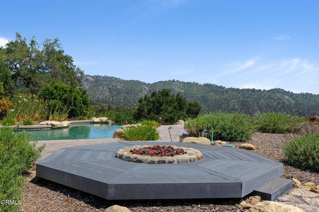 10948 Alto Court, Oak View, CA 93022