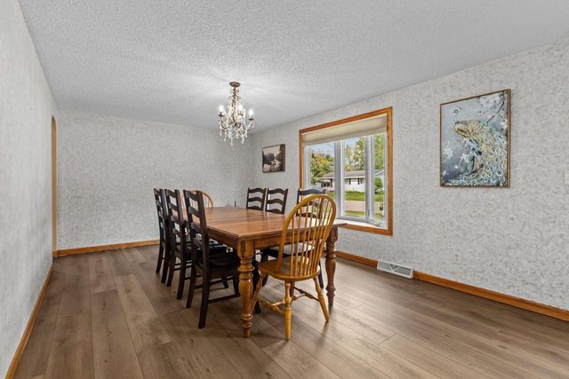 2345 BRANTWOOD DRIVE, Neenah, WI 54956
