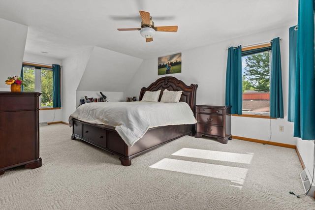 2345 BRANTWOOD DRIVE, Neenah, WI 54956