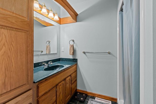 2345 BRANTWOOD DRIVE, Neenah, WI 54956