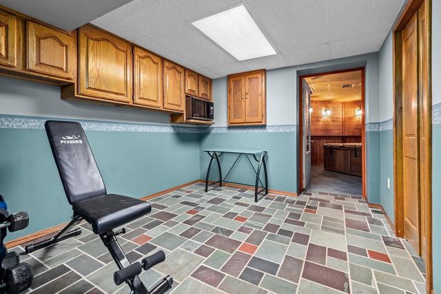 2345 BRANTWOOD DRIVE, Neenah, WI 54956
