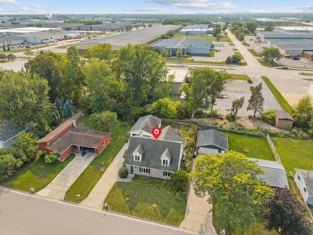 2345 BRANTWOOD DRIVE, Neenah, WI 54956