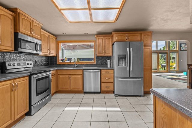2345 BRANTWOOD DRIVE, Neenah, WI 54956