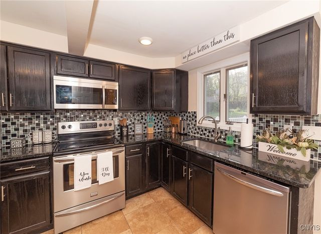 312 Hall Ave, Geddes, NY 13209