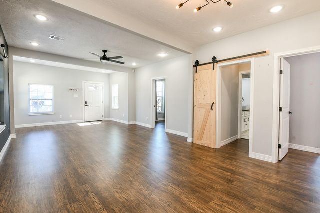 2119 Carter Street, Houston, TX 77008