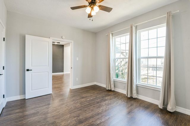 2119 Carter Street, Houston, TX 77008
