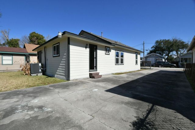 2119 Carter Street, Houston, TX 77008