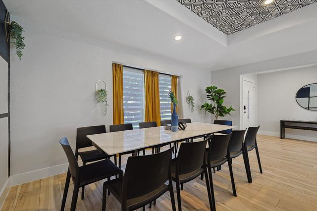 3209 Treehouse Lane, Plano, TX 75075