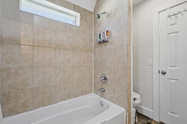 3209 Treehouse Lane, Plano, TX 75075