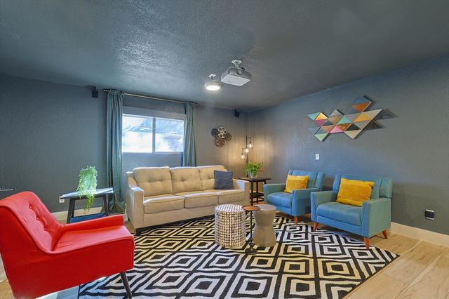 3209 Treehouse Lane, Plano, TX 75075