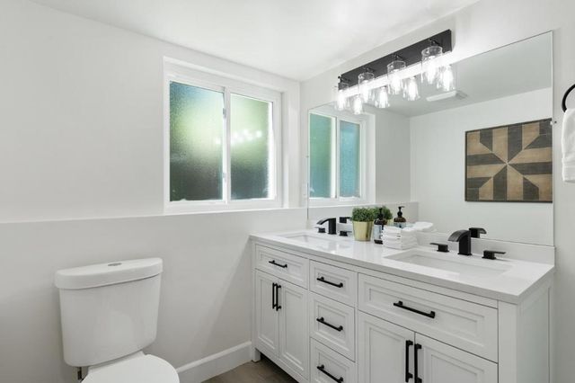 904 Larkspur Drive, Burlingame, CA 94010