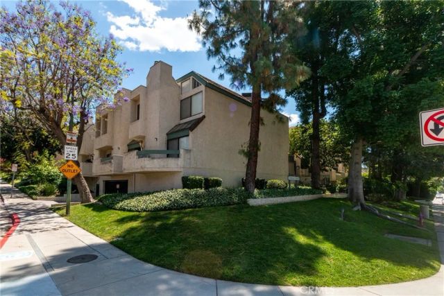 1734 N Verdugo 23, Glendale, CA 91208