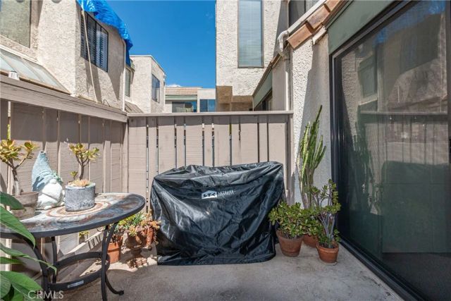 1734 N Verdugo 23, Glendale, CA 91208