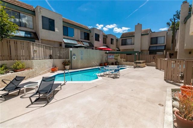 1734 N Verdugo 23, Glendale, CA 91208