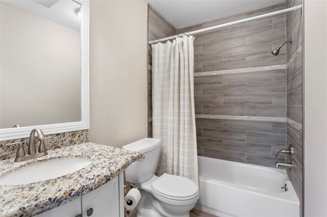 5403 Carousel Circle, Baytown, TX 77521