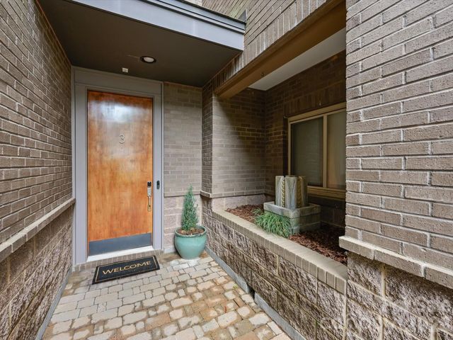 420 Queens Road, Charlotte, NC 28207