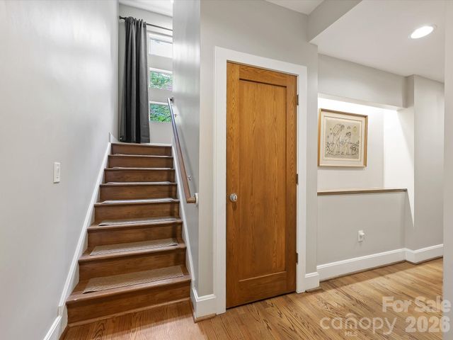 420 Queens Road, Charlotte, NC 28207