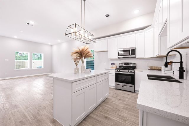 5803 Haight Street B, Houston, TX 77028