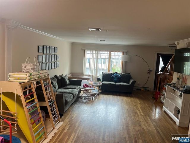 414 Lafayette Avenue C000B, Cliffside Park, NJ 07010