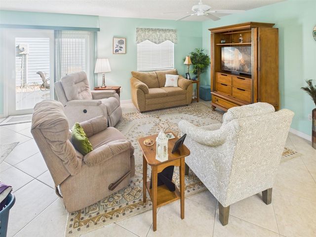 1546 LOZANO AVENUE, The Villages, FL 32159